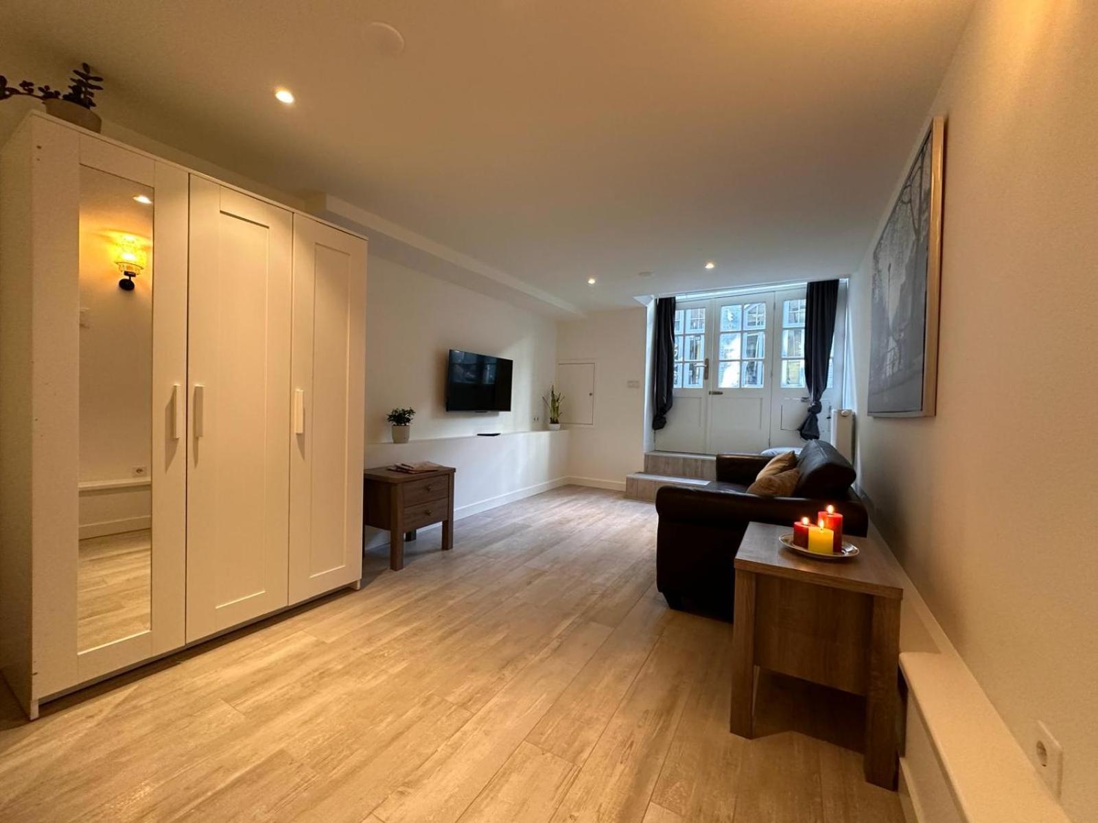 Apartment Tulip House Luxury - Location - Rijksmuseum - Leidseplein 120 M2 Private With Kitchen *