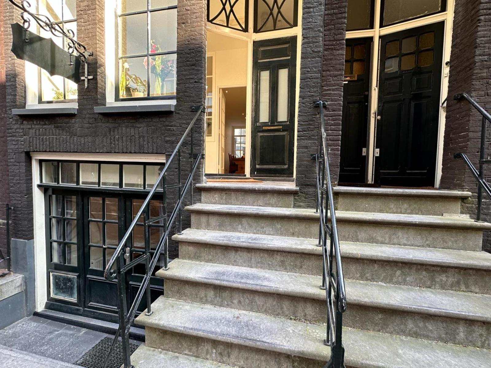 Tulip House Luxury - Location - Rijksmuseum - Leidseplein 120 M2 Private With Kitchen * Amsterdam