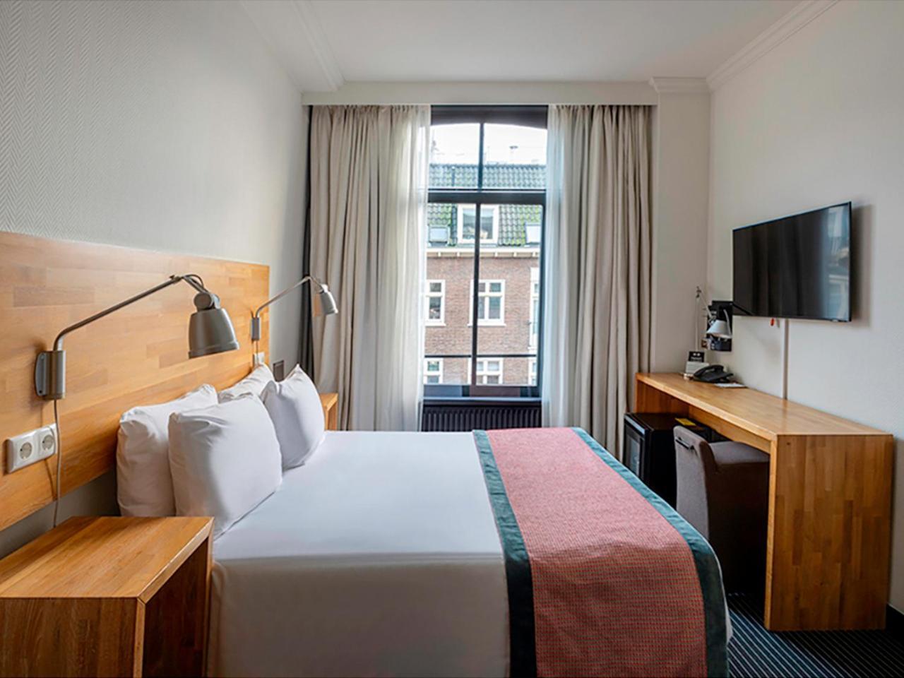 Hotel Catalonia Vondel 4*