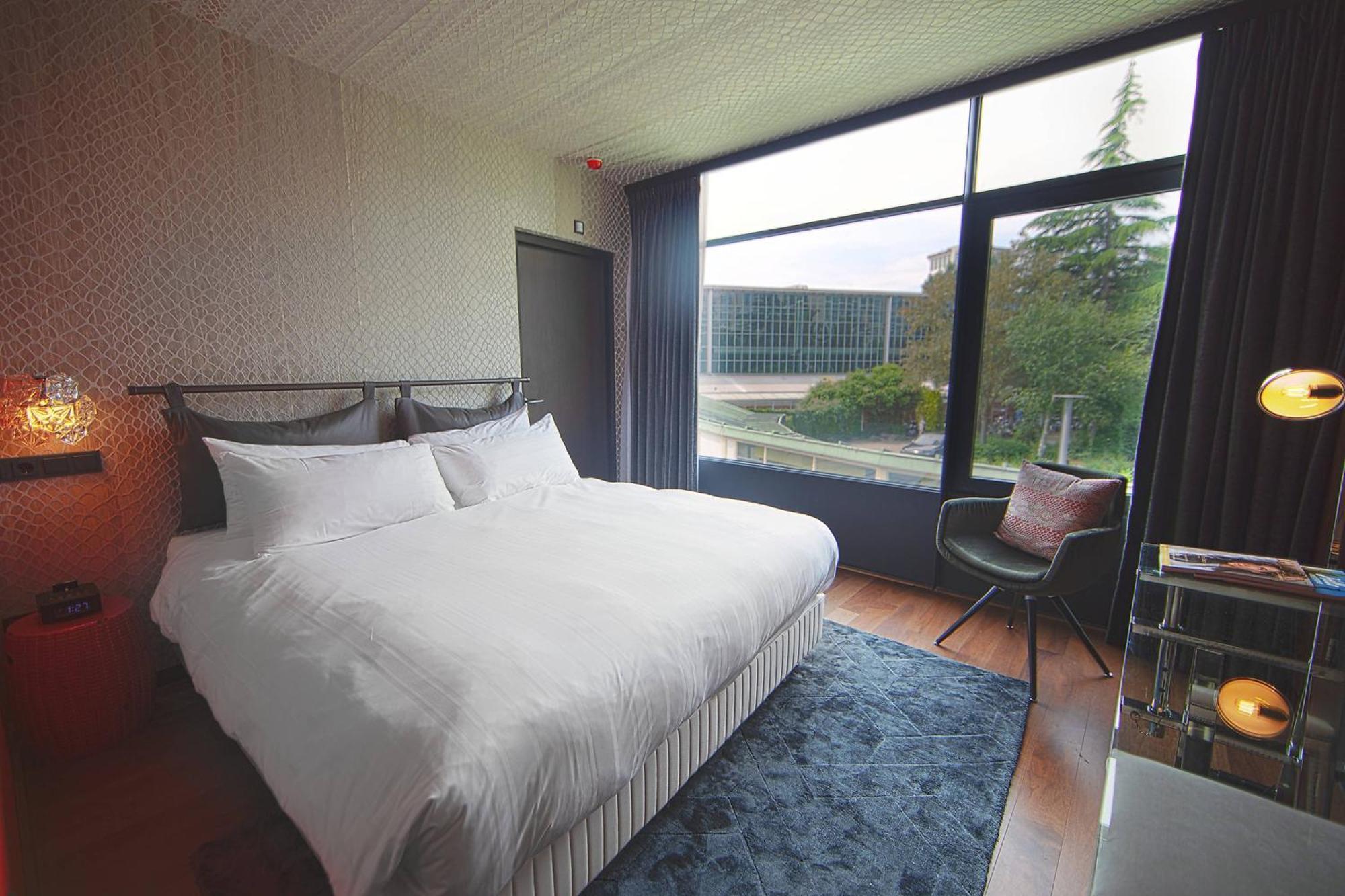 Hotel Apollo Amsterdam, A Tribute Portfolio