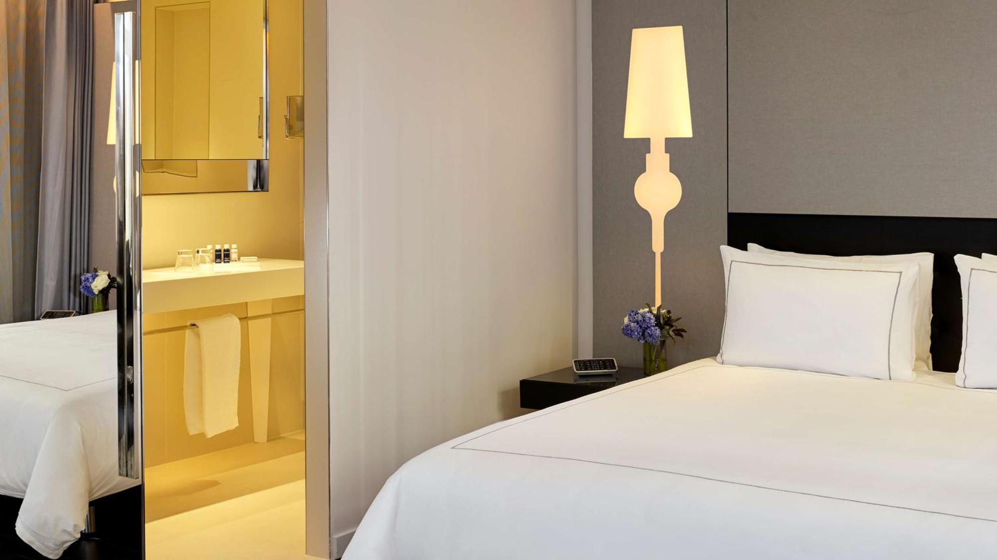 Park Plaza Victoria 4*