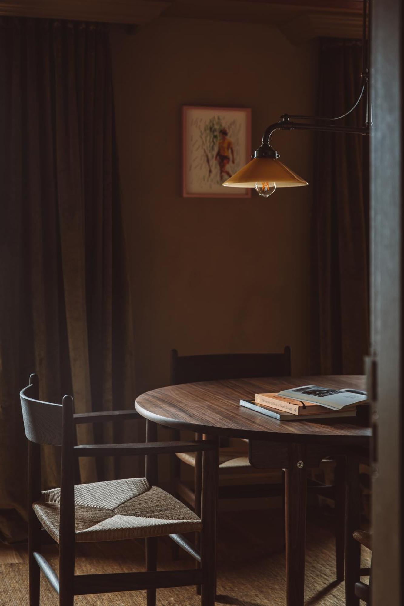 De Durgerdam, Hotel Amsterdam