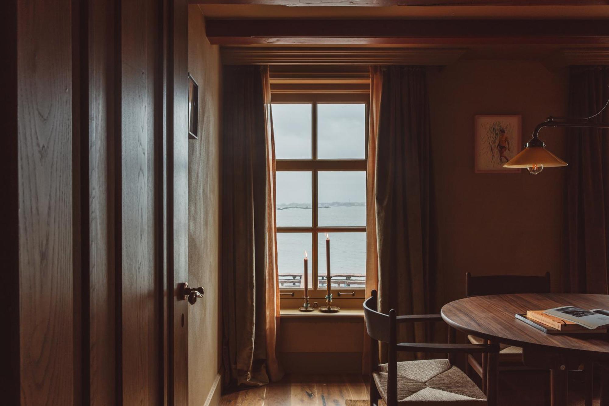De Durgerdam, Hotel