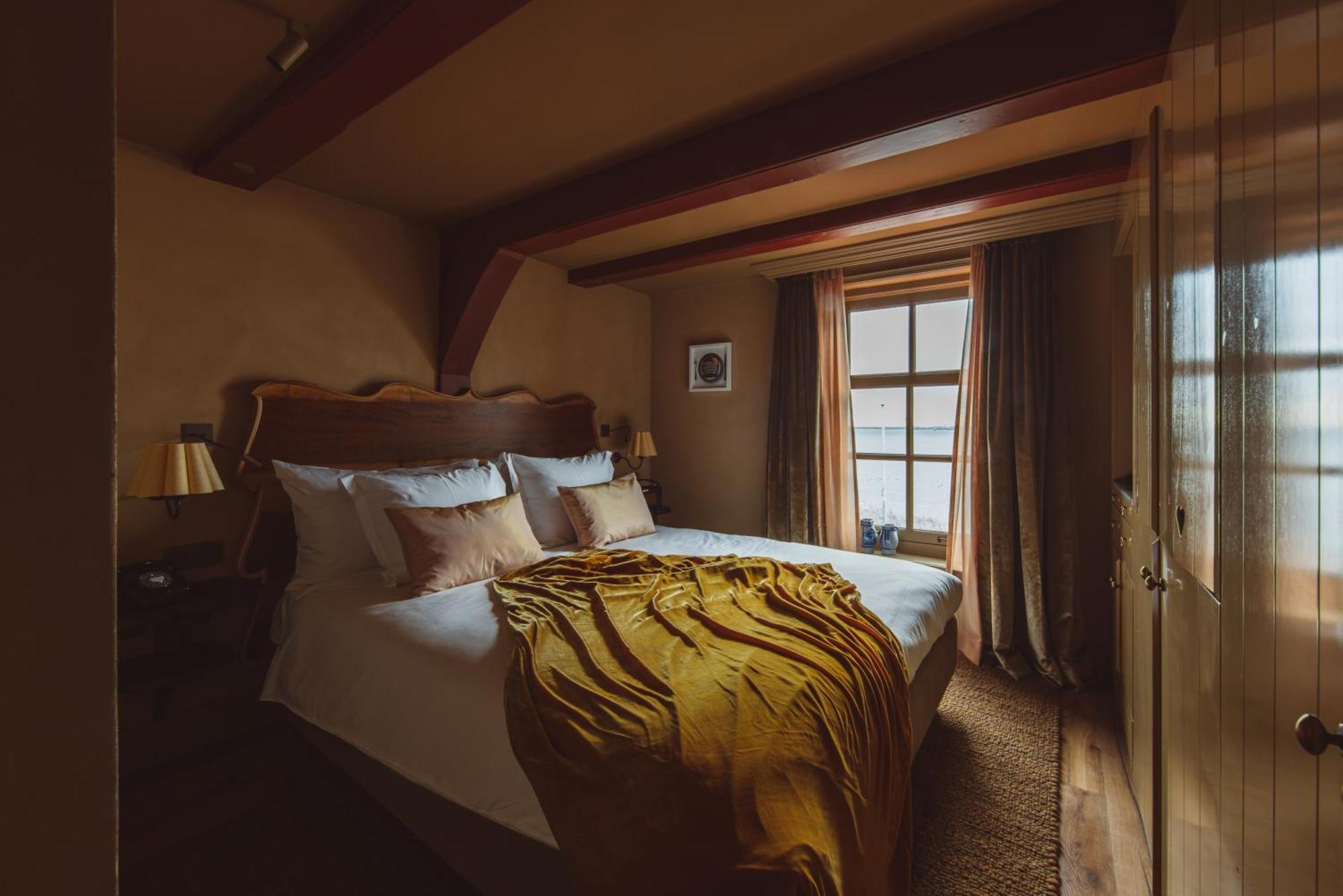 De Durgerdam, Hotel 5*