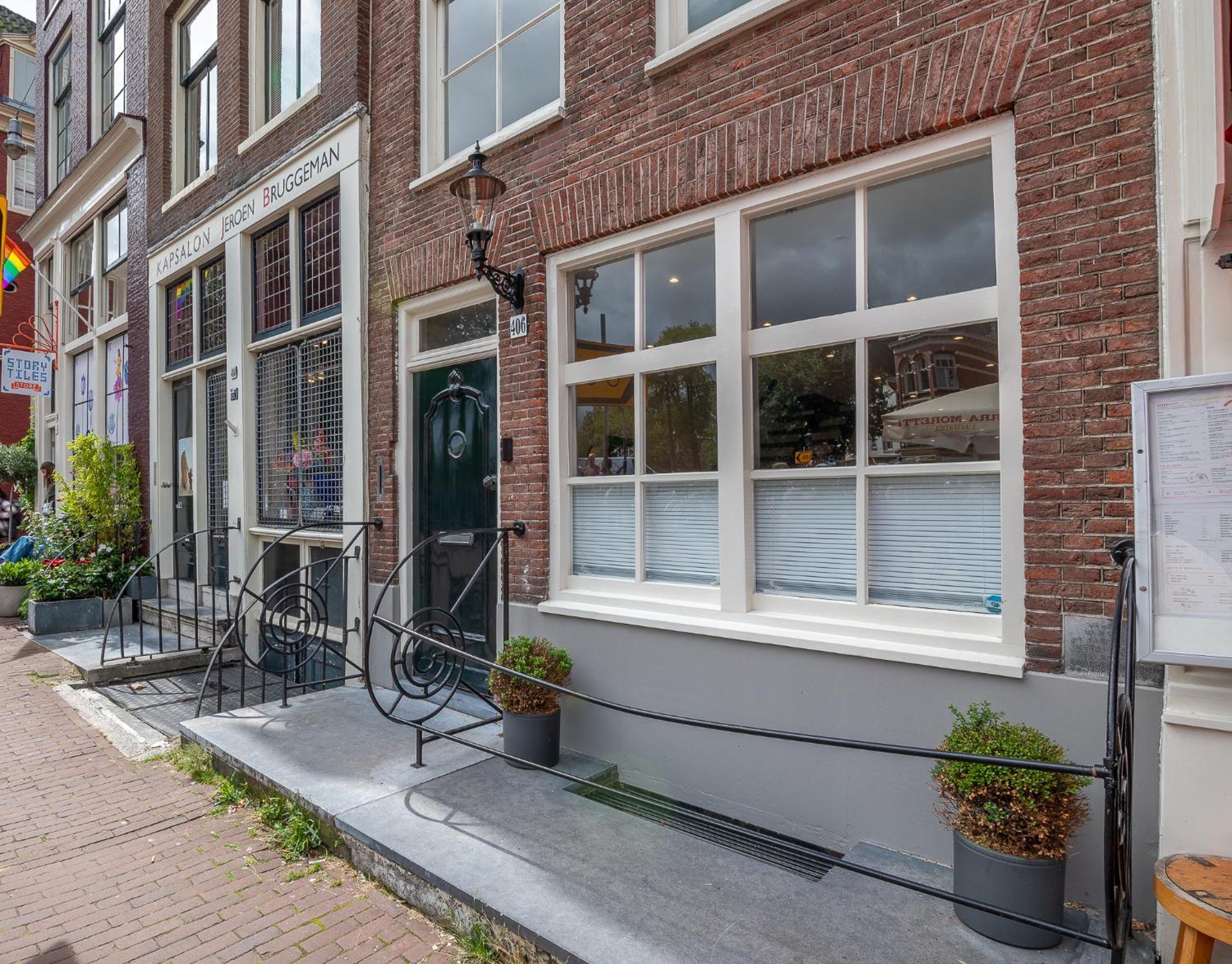Elegant & Unique Canal House In Famous Canal Area Villa