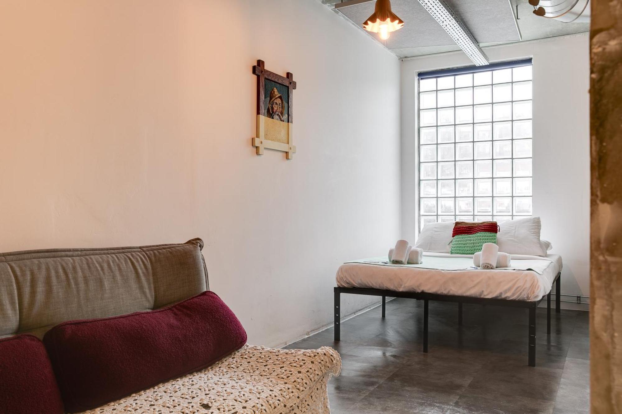 Hostel Clinkmama *