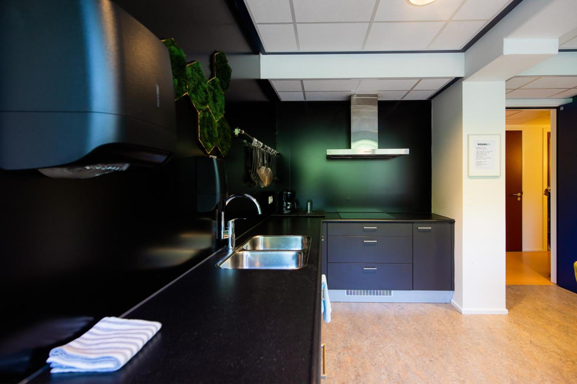 Rooms25