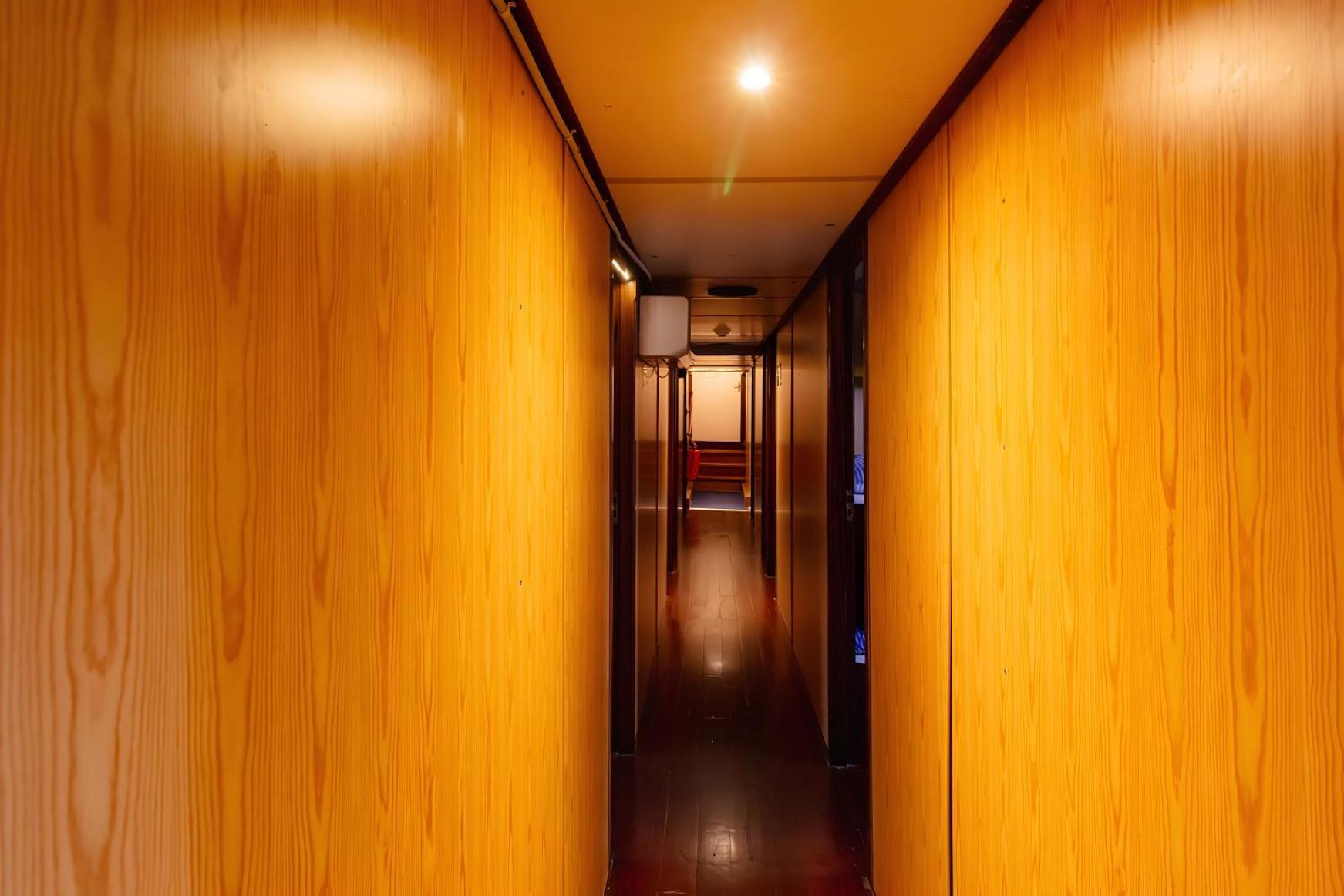 Intersail Hostel - Avontuur Amsterdam