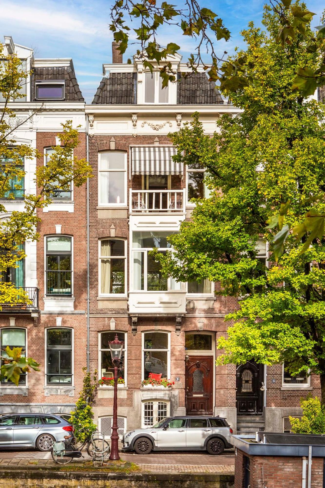 Amstel Corner
