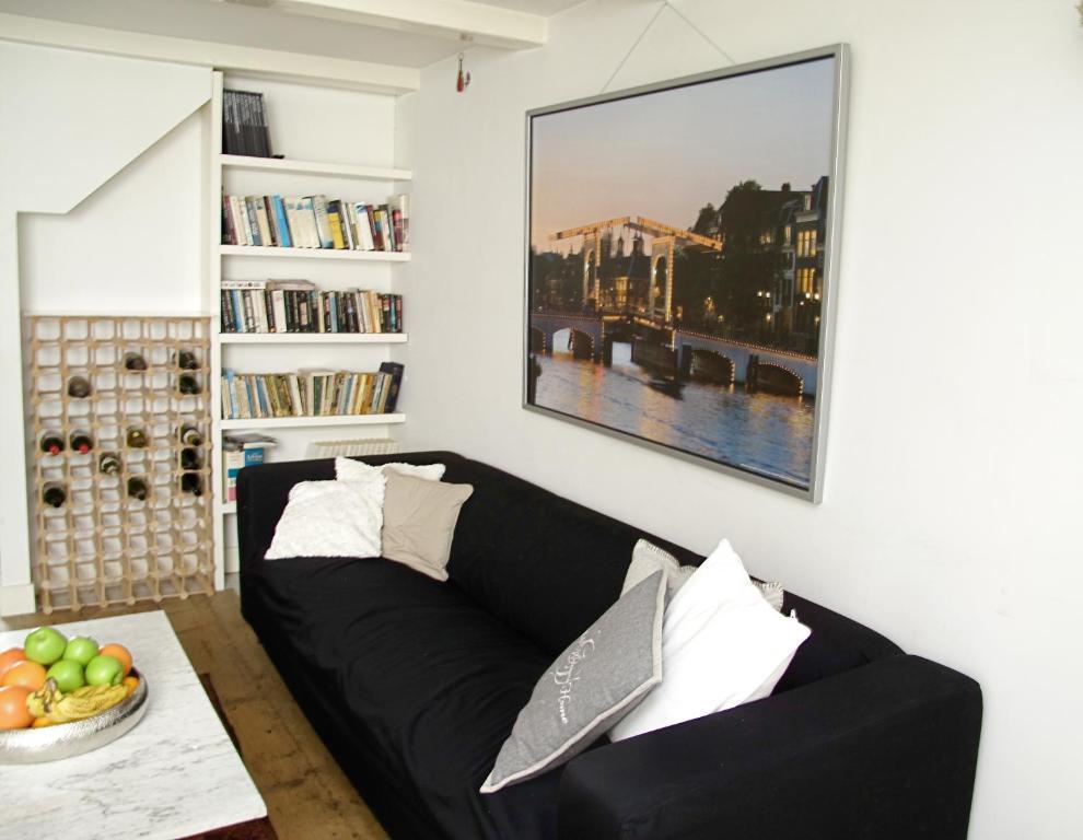Amistad Amsterdam
