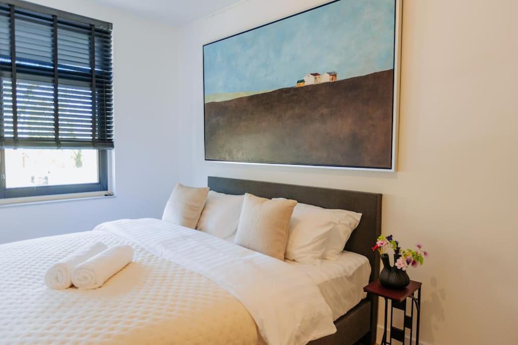 Villa Brand New Bright & Luxurious In Amsterdam! *