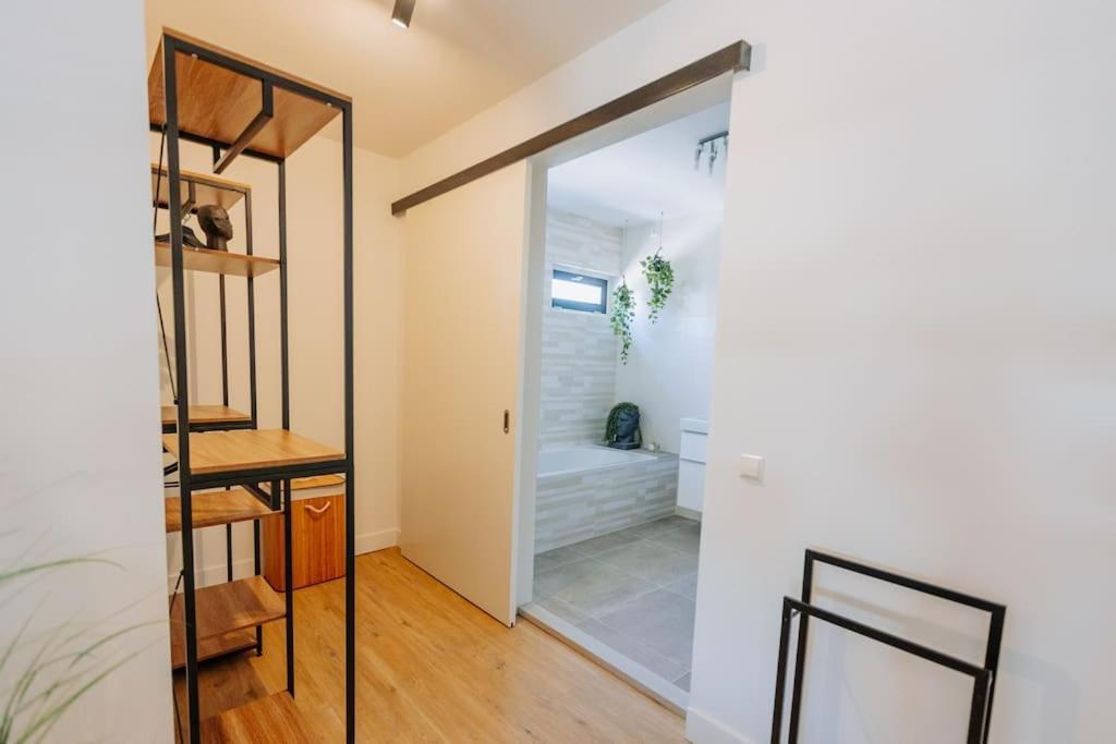 Brand New Bright & Luxurious In Amsterdam! * Amsterdam