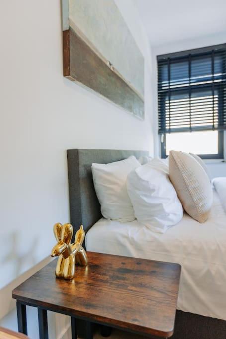 Brand New Bright & Luxurious In Amsterdam! * Amsterdam