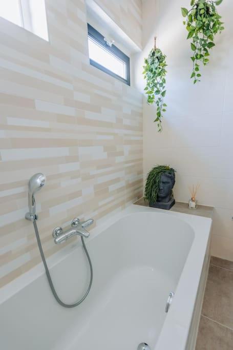 Brand New Bright & Luxurious In Amsterdam! Amsterdam