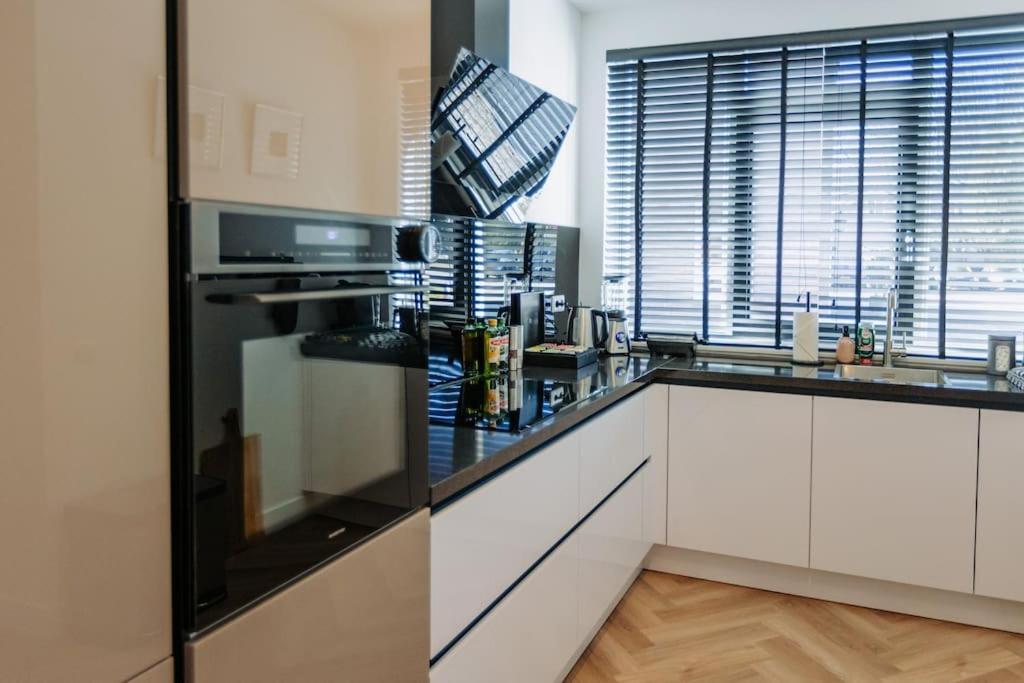 Villa Brand New Bright & Luxurious In Amsterdam!