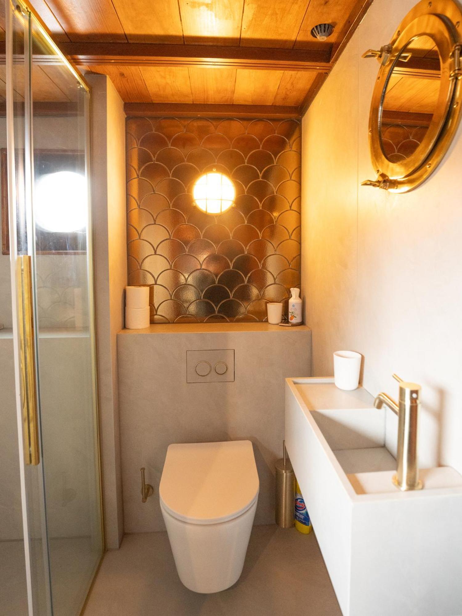 Houseboat-amsterdam-classic Bed & Breakfast *