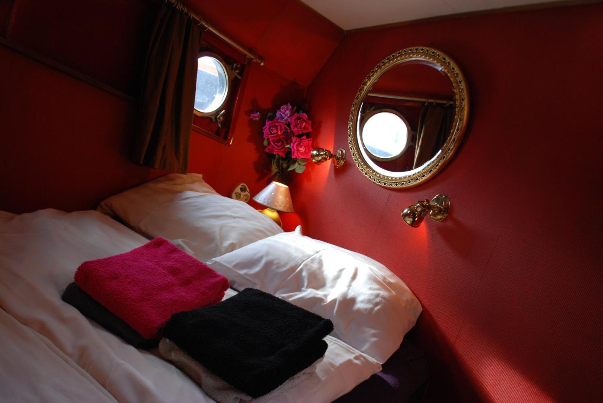 Hotel Hotelboot Zwaan