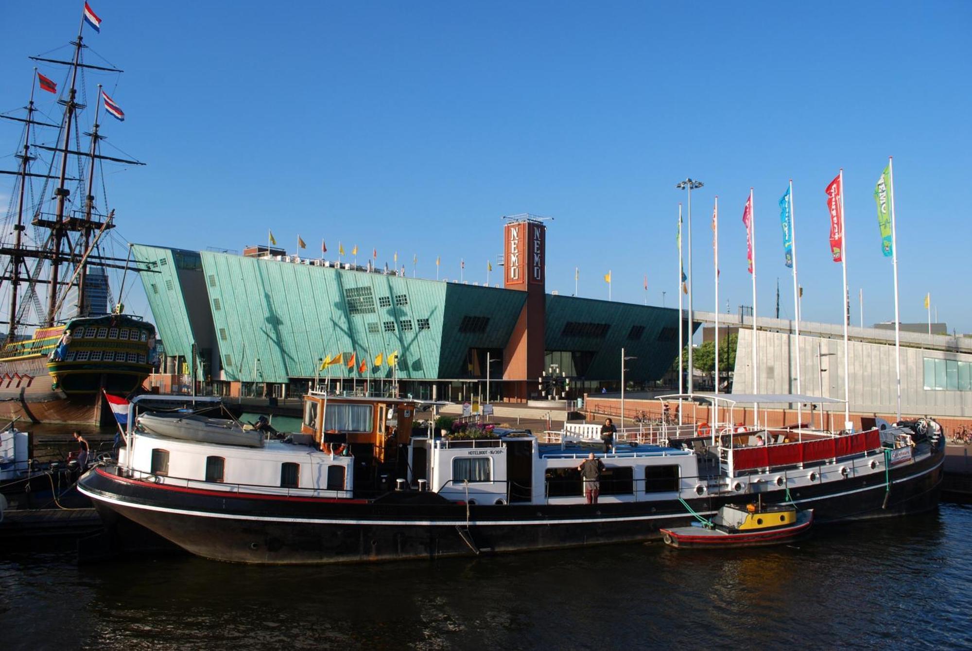 Hotel Hotelboot Zwaan Amsterdam