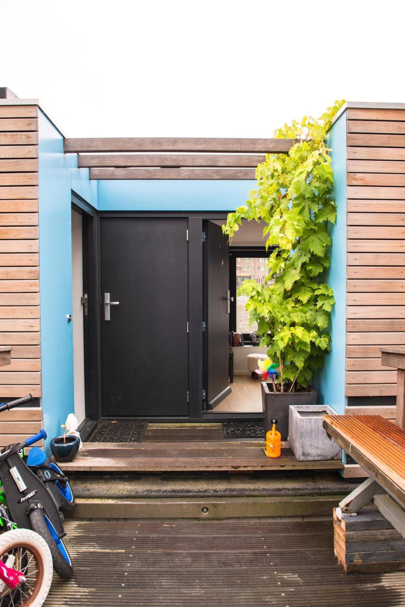 Guest house Houseboat Ark Amstel Amsterdam