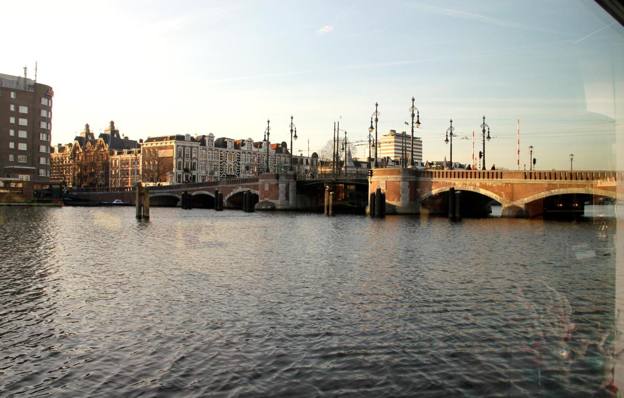 Guest house Houseboat Ark Amstel