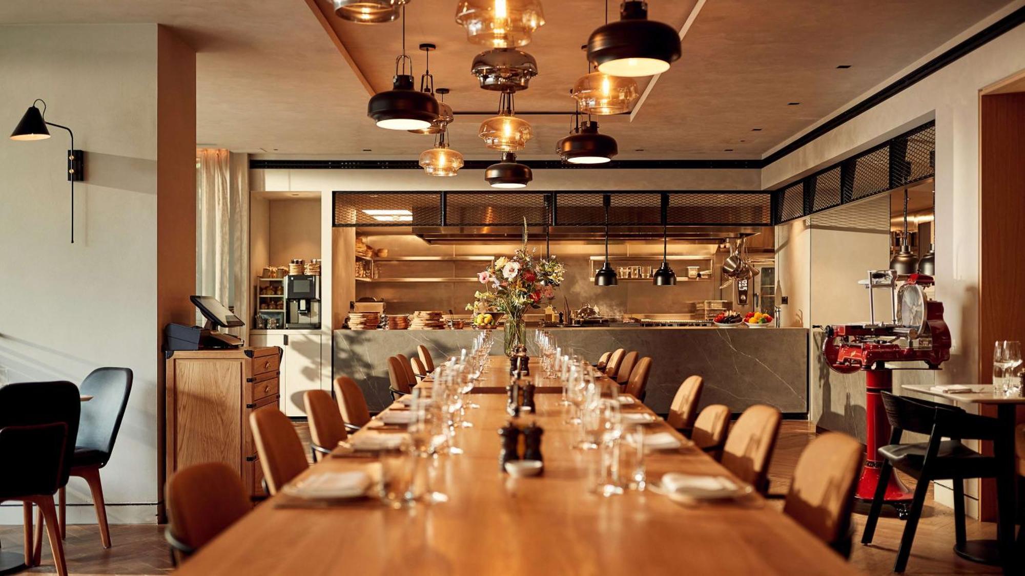 Hotel Park Plaza Vondelpark 4*