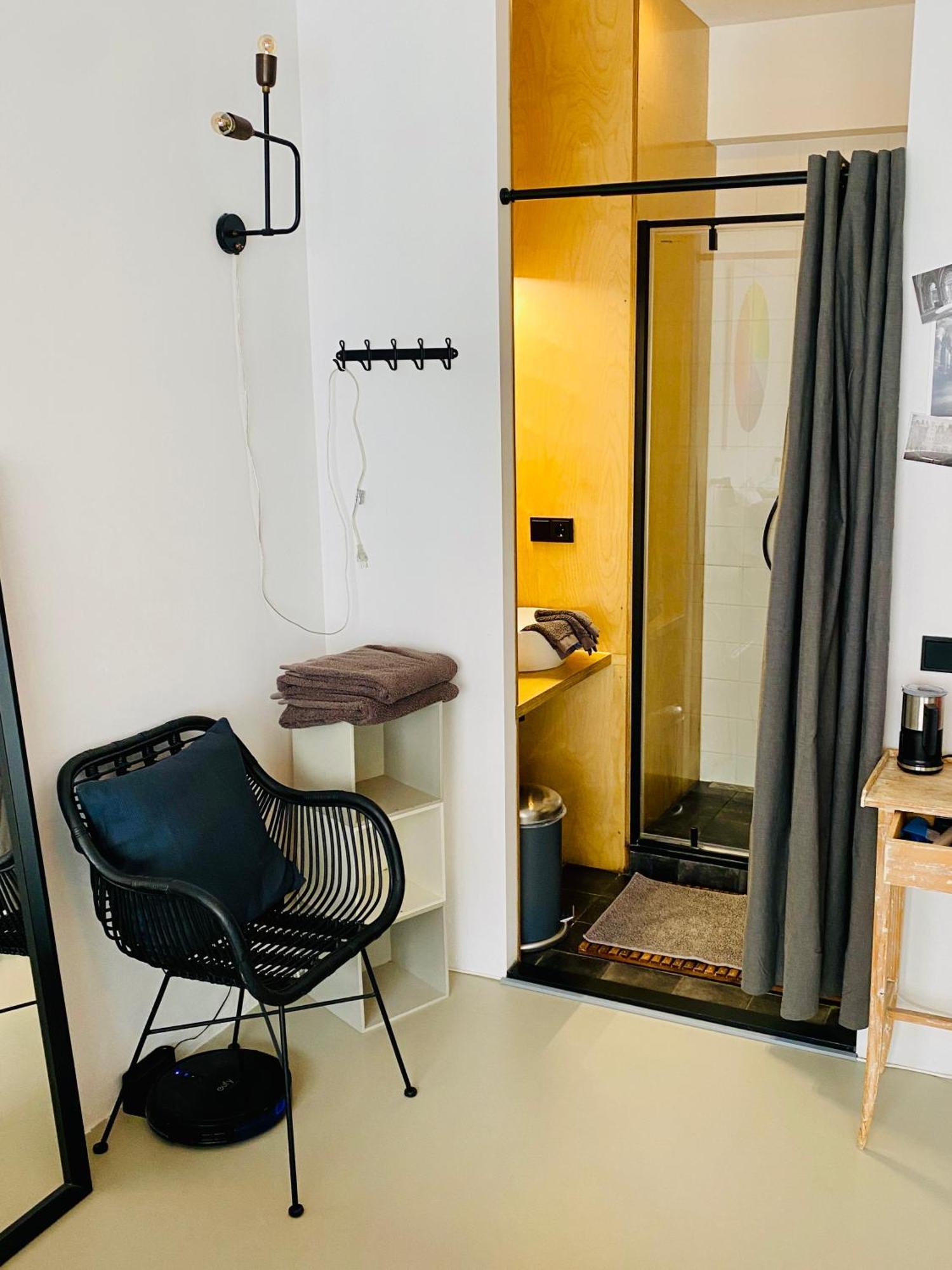 Private With Free Car Parking Bed & Breakfast