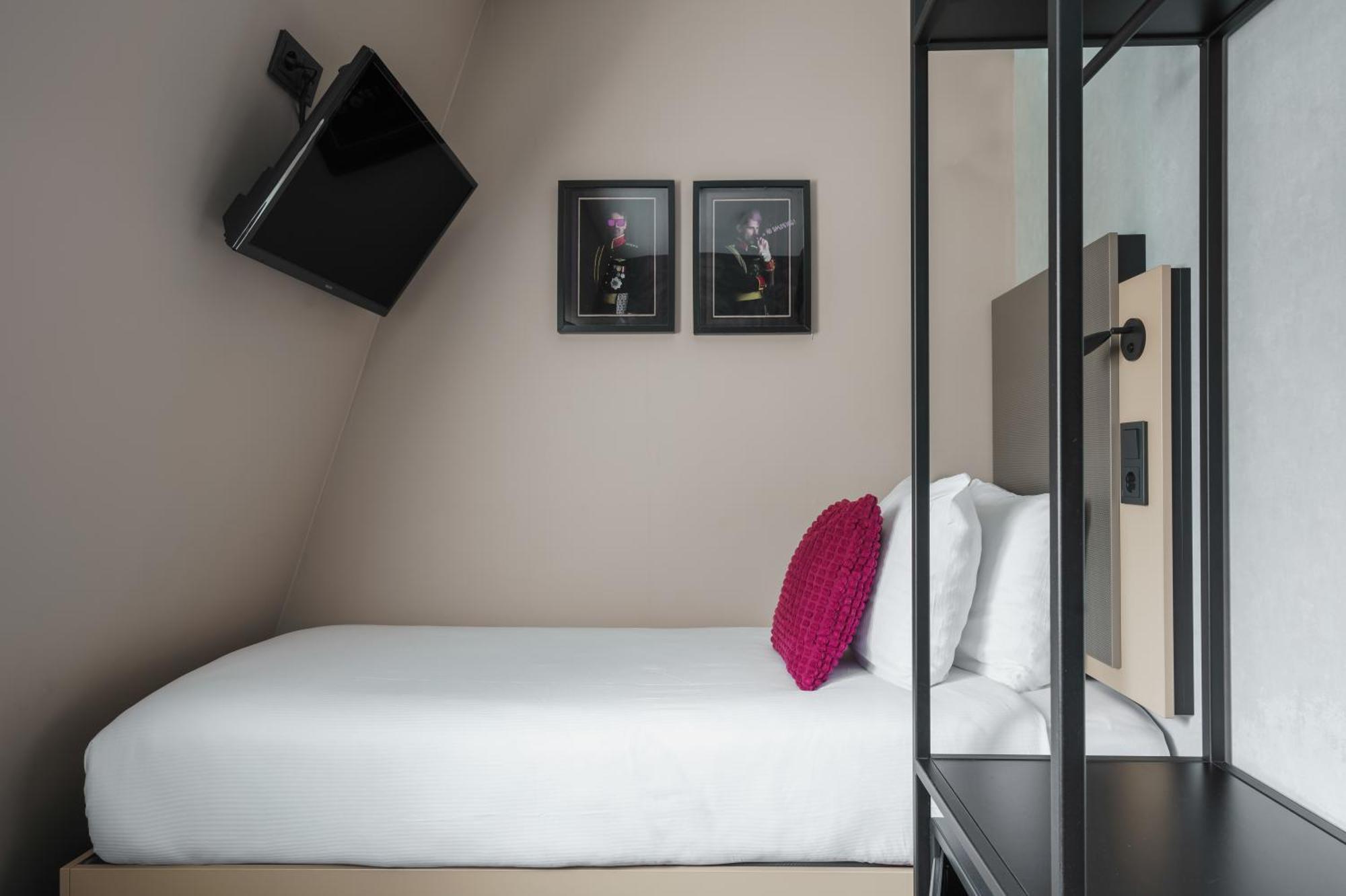 Krisotel Hotel
