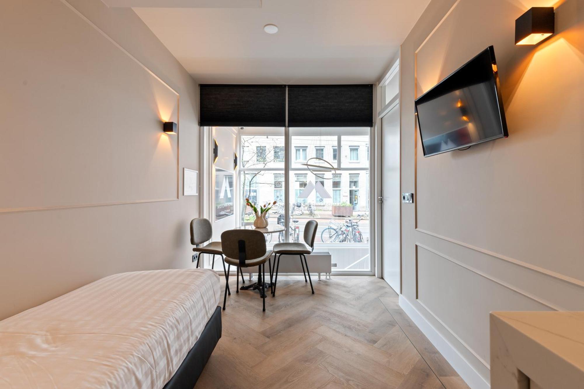 Hotel Midtown Extra 3*
