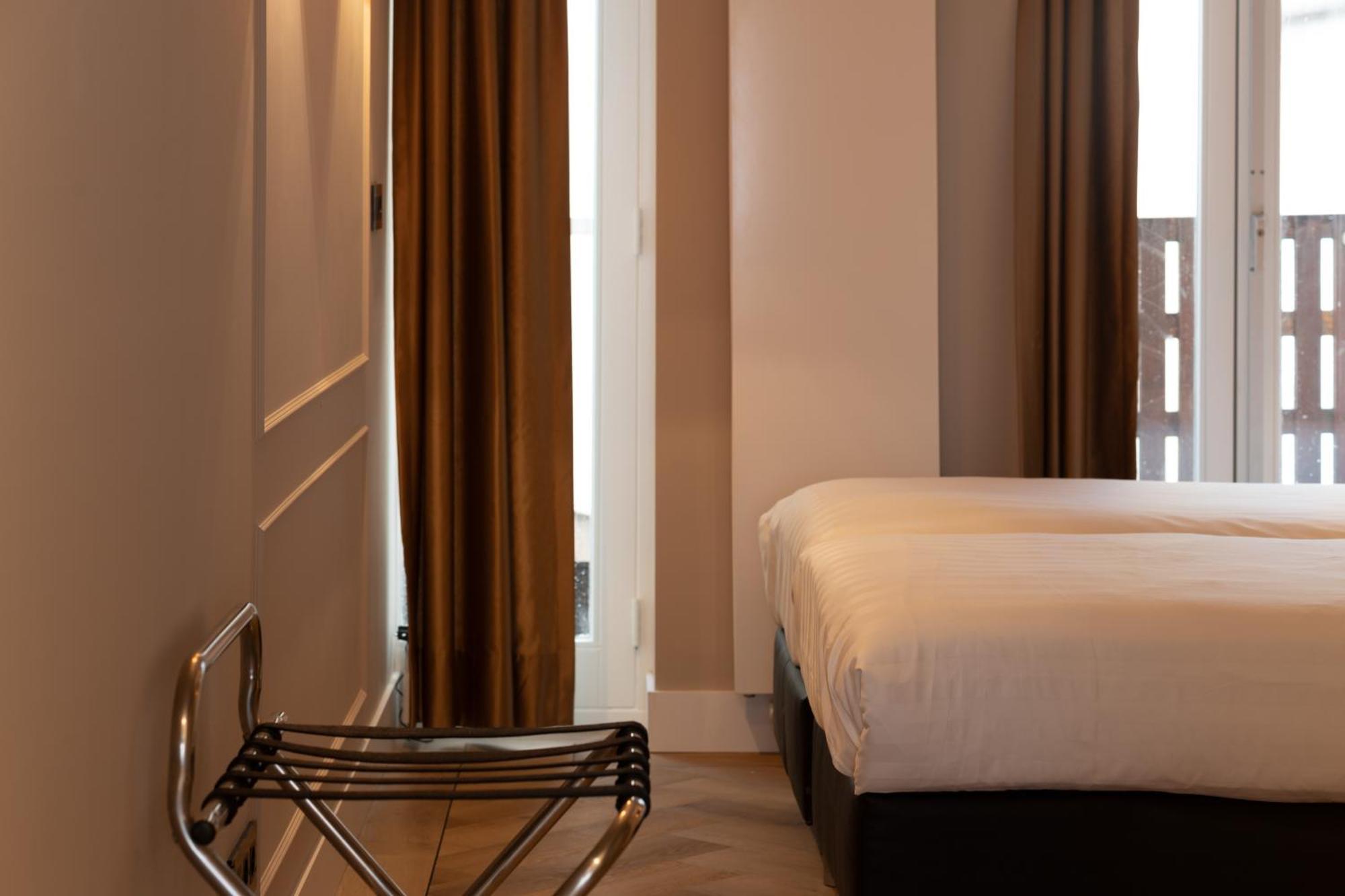 Midtown Extra Hotel