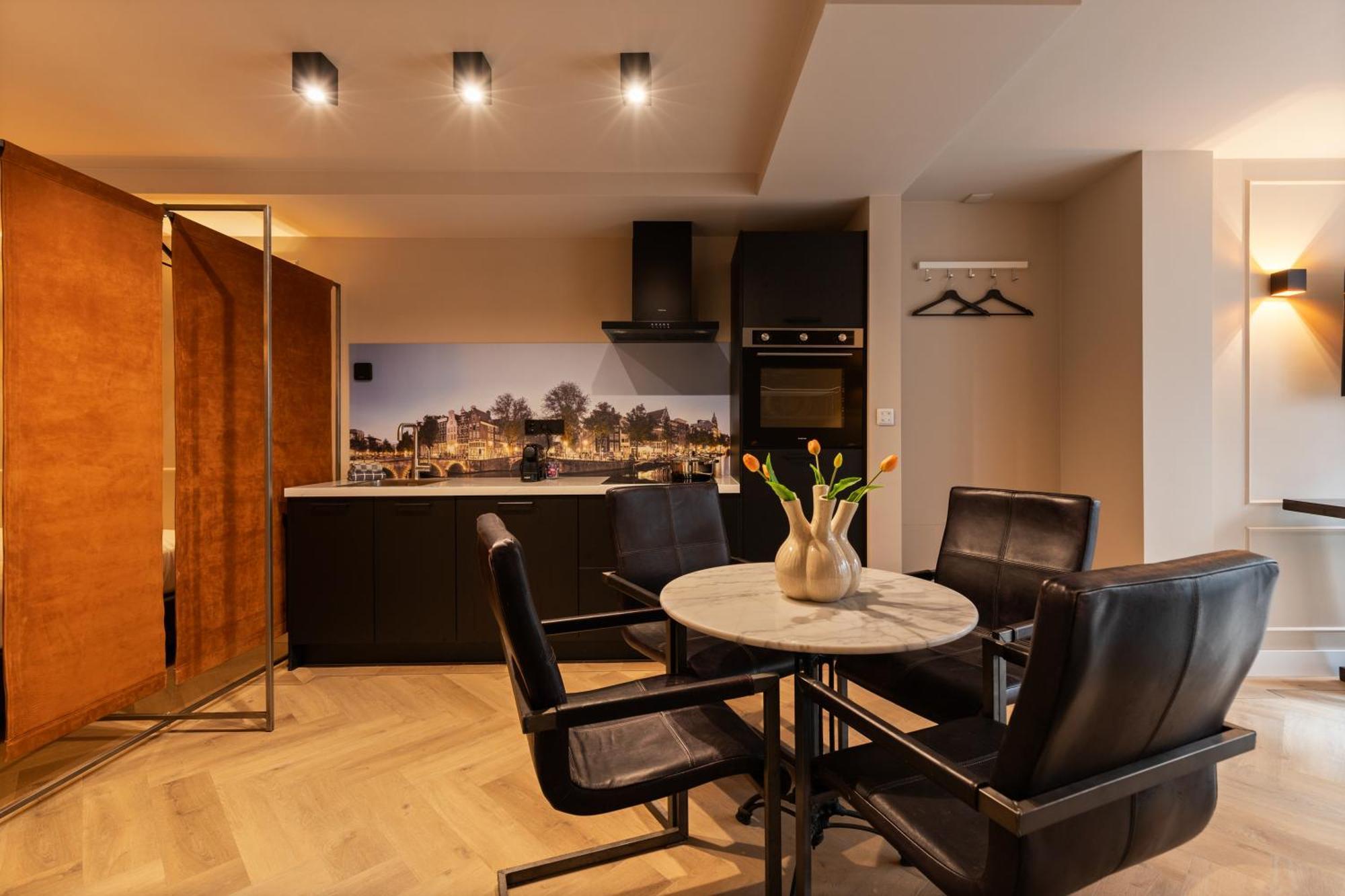 Midtown Royal Aparthotel