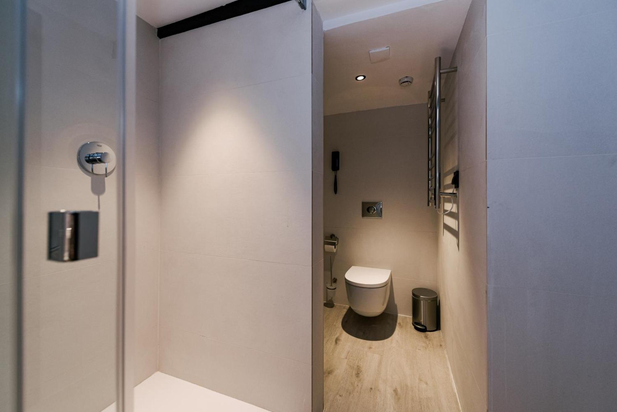 Hotel Catalonia Vondel 4*