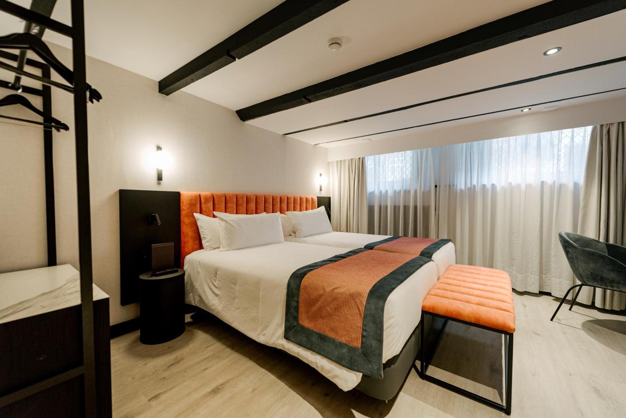 Catalonia Vondel 4* Amsterdam
