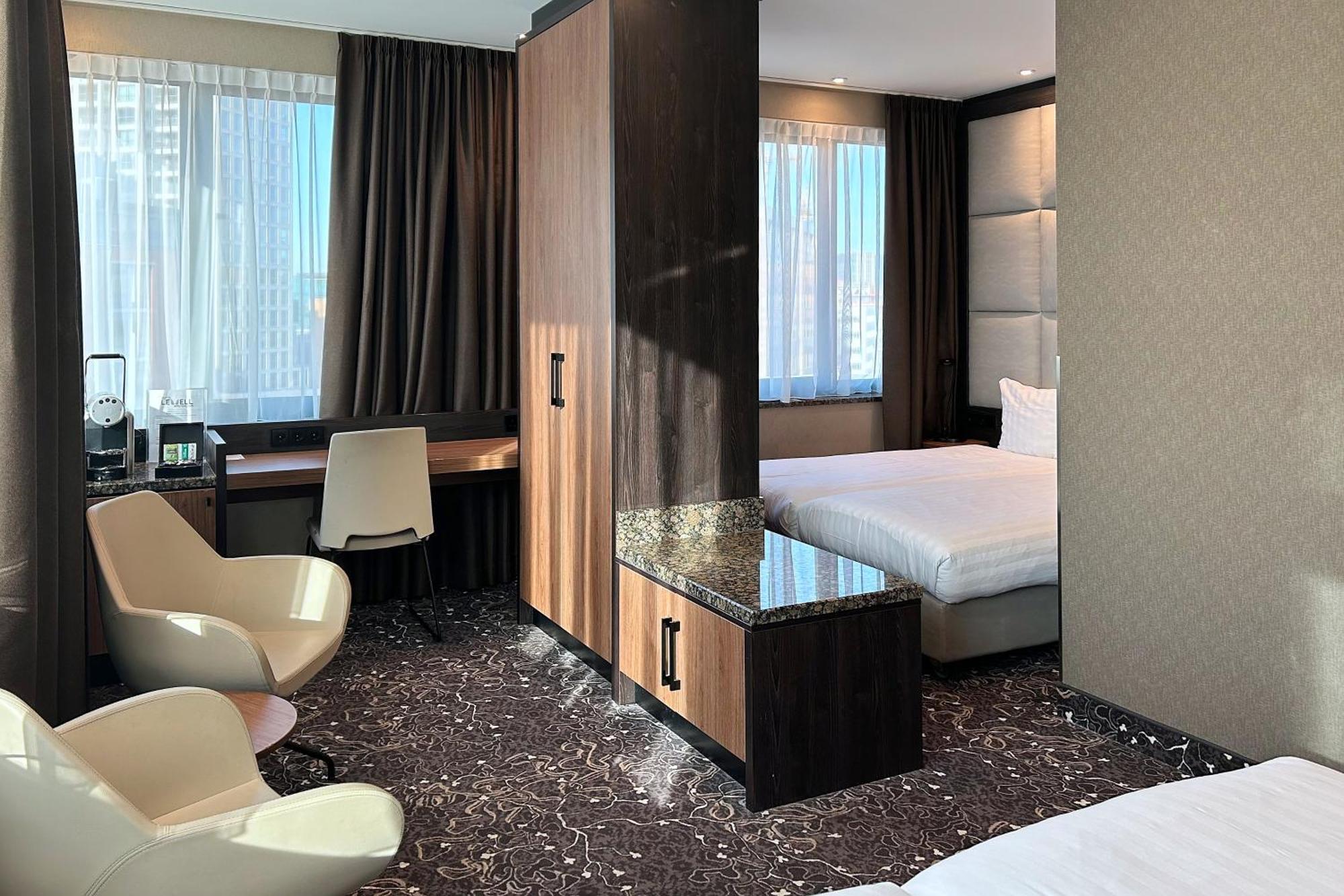 Levell Hotel