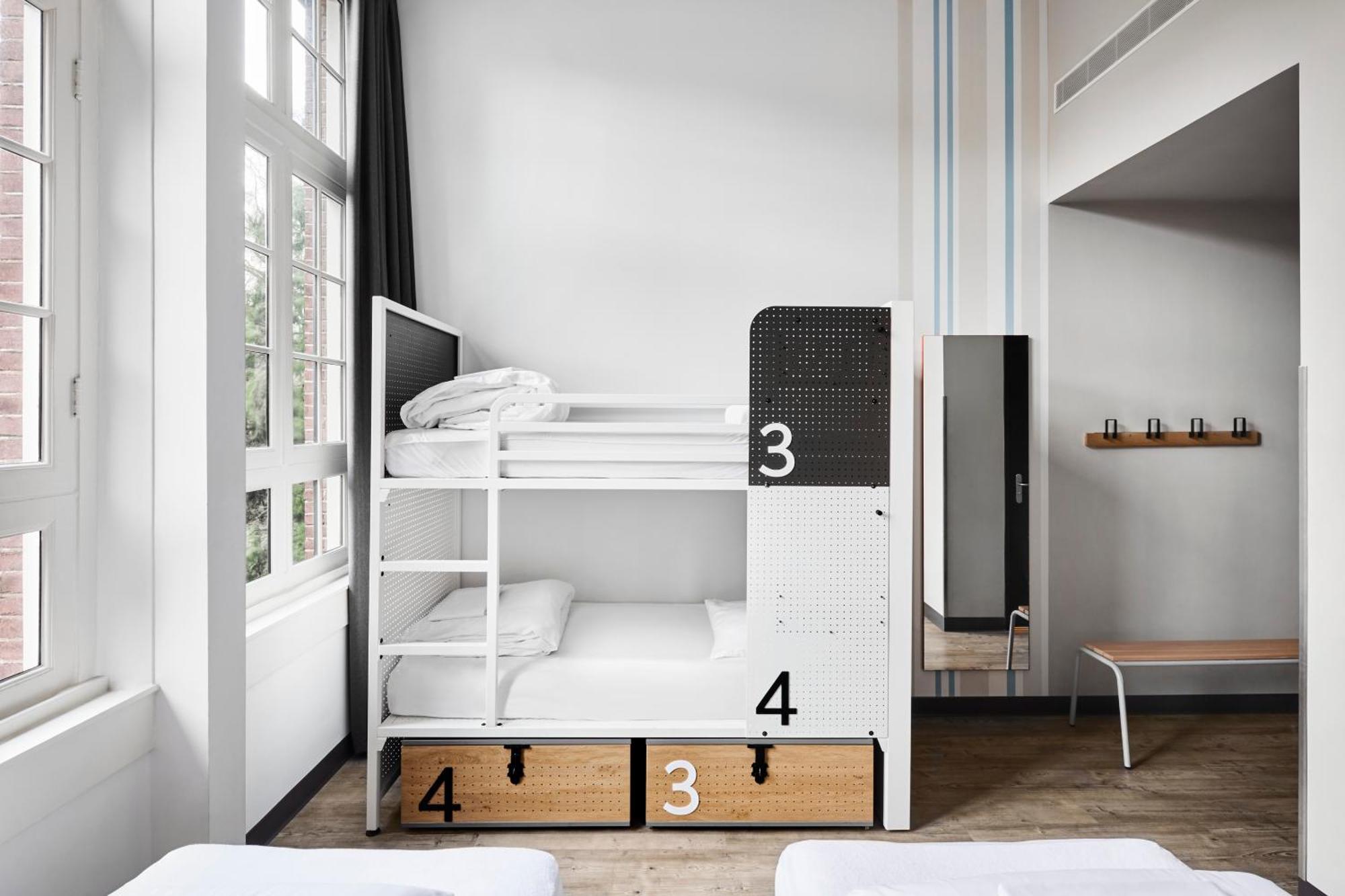 Hostel Generator Amsterdam