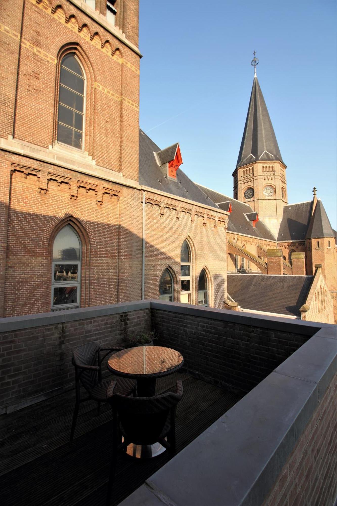 The Bank Hotel 3*