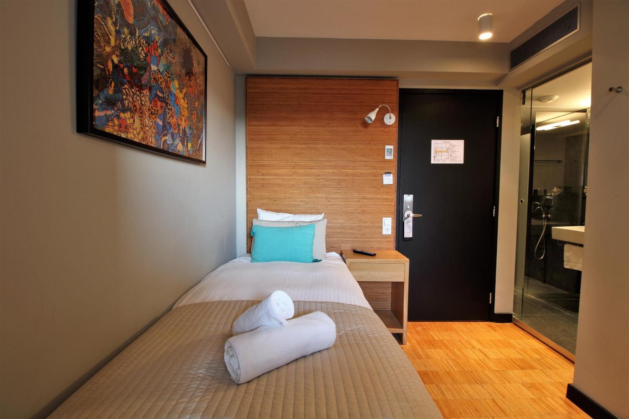 The Bank 3*