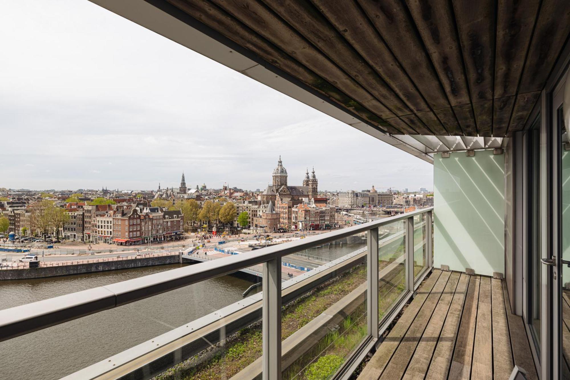 Doubletree By Hilton Centraal Station Hotel