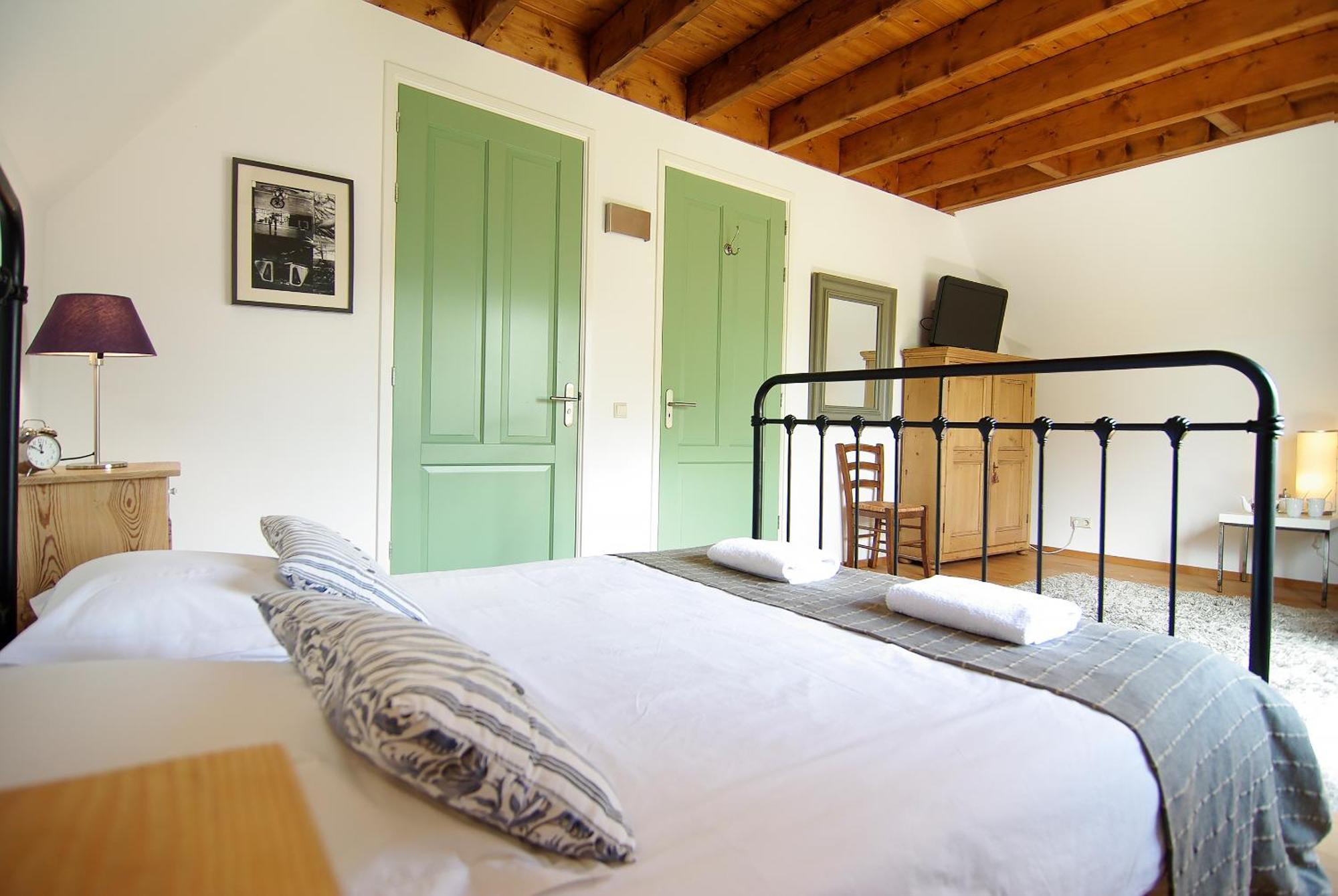 Homestay Tranquil Wooden House With Free Parking Amsterdam