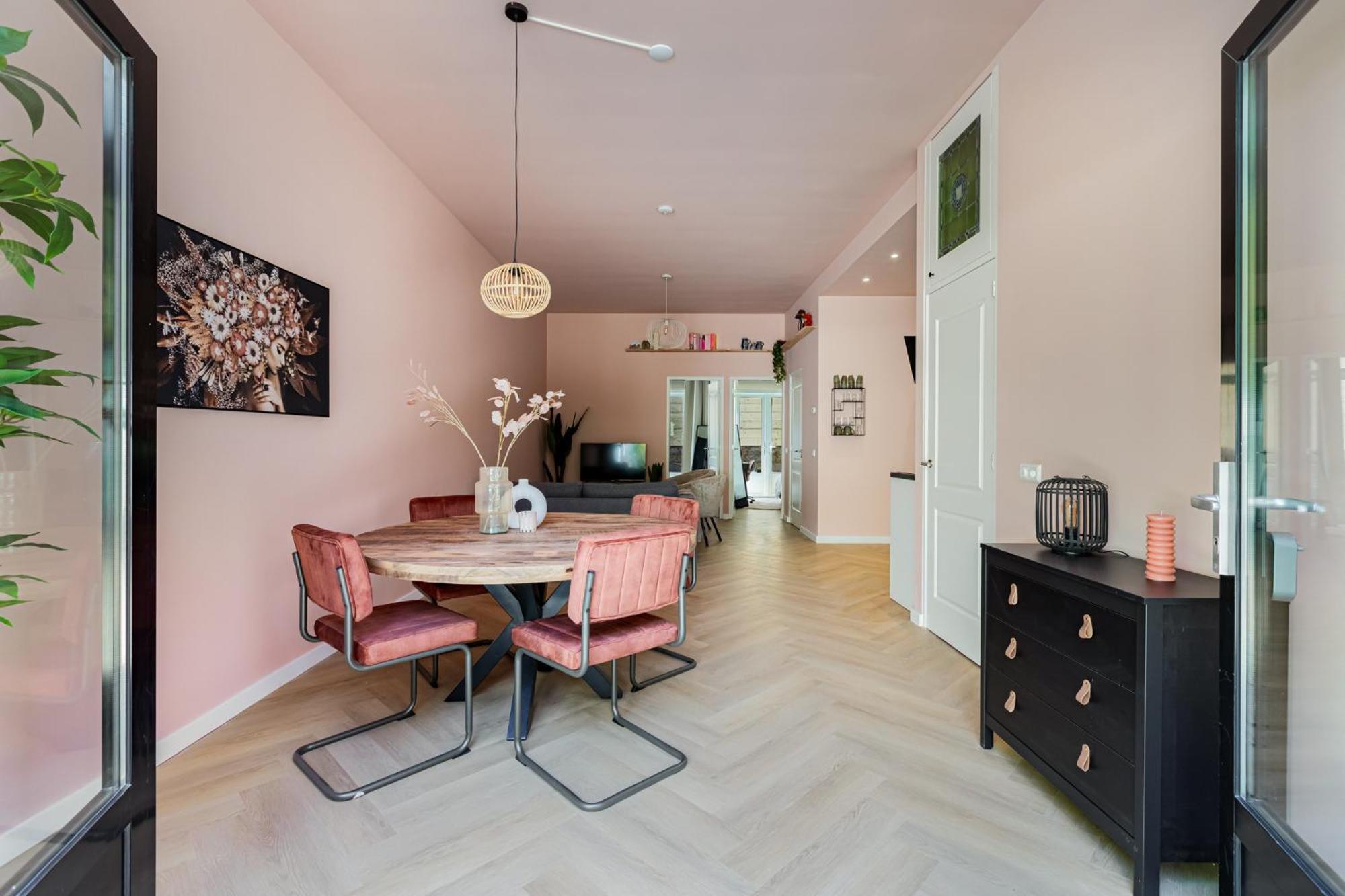 Stylish Next To The Amstel River- Unit F * Amsterdam