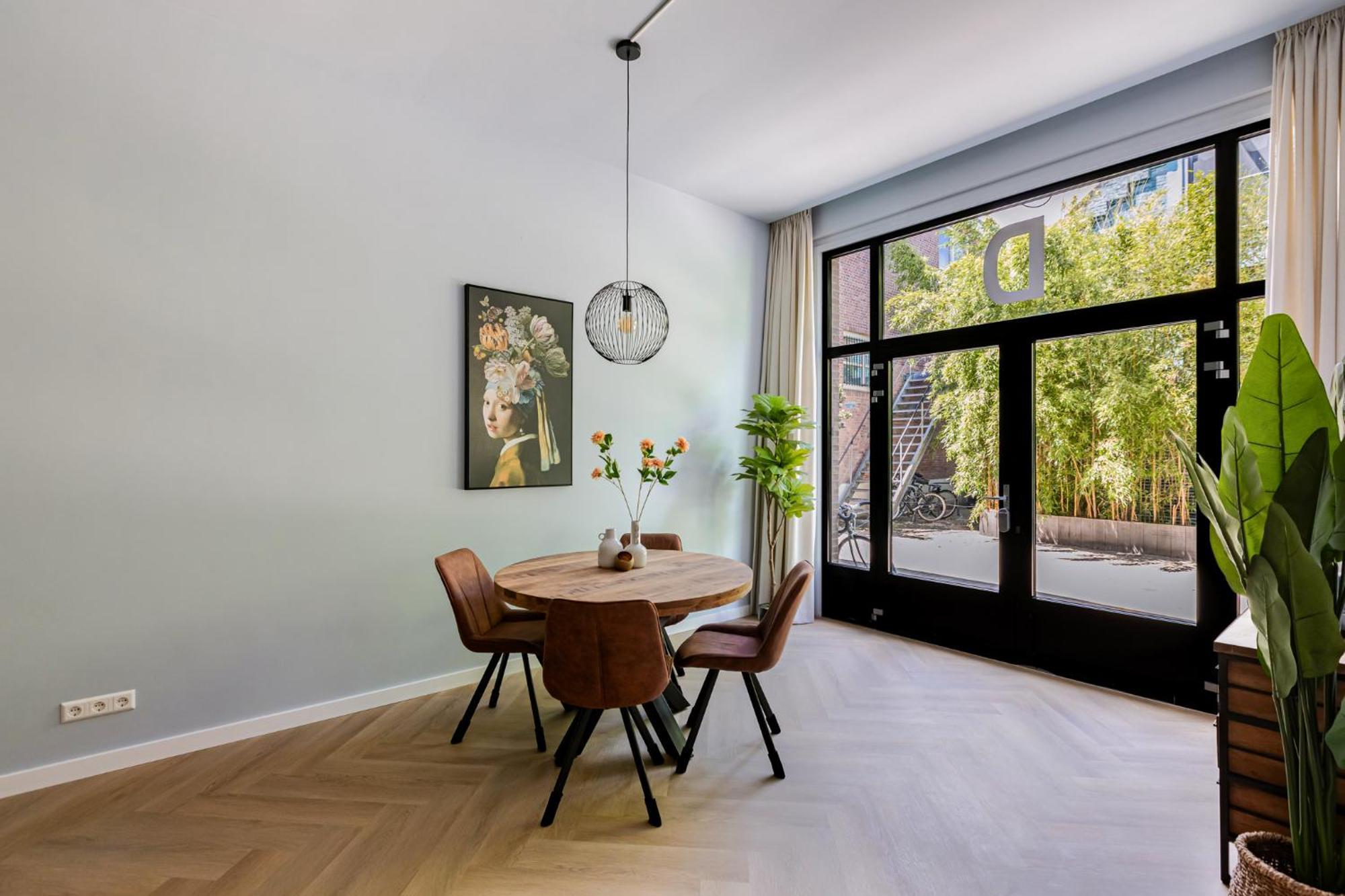 Stylish Next To The Amstel River- Unit D *