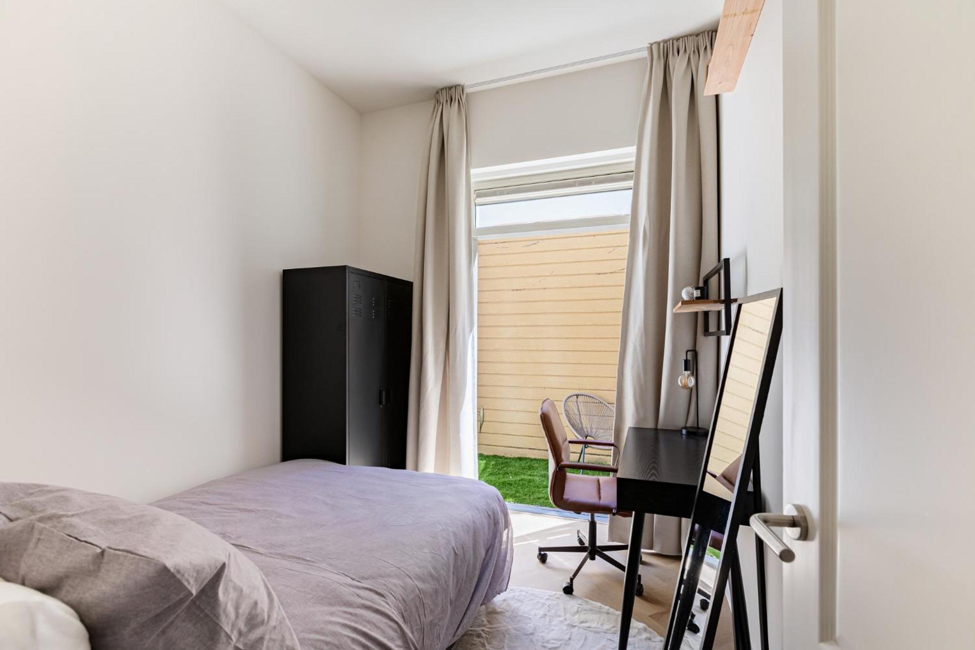 Stylish Next To The Amstel River- Unit D *