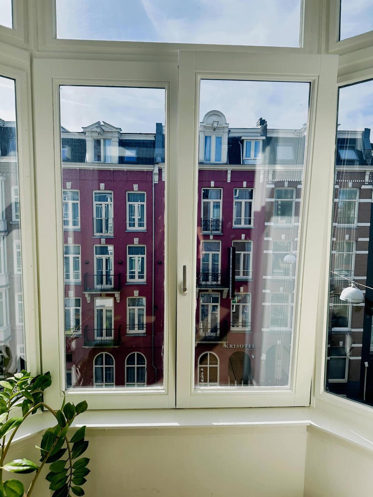 Beautiful In The Heart Of Amsterdam! Apartment *