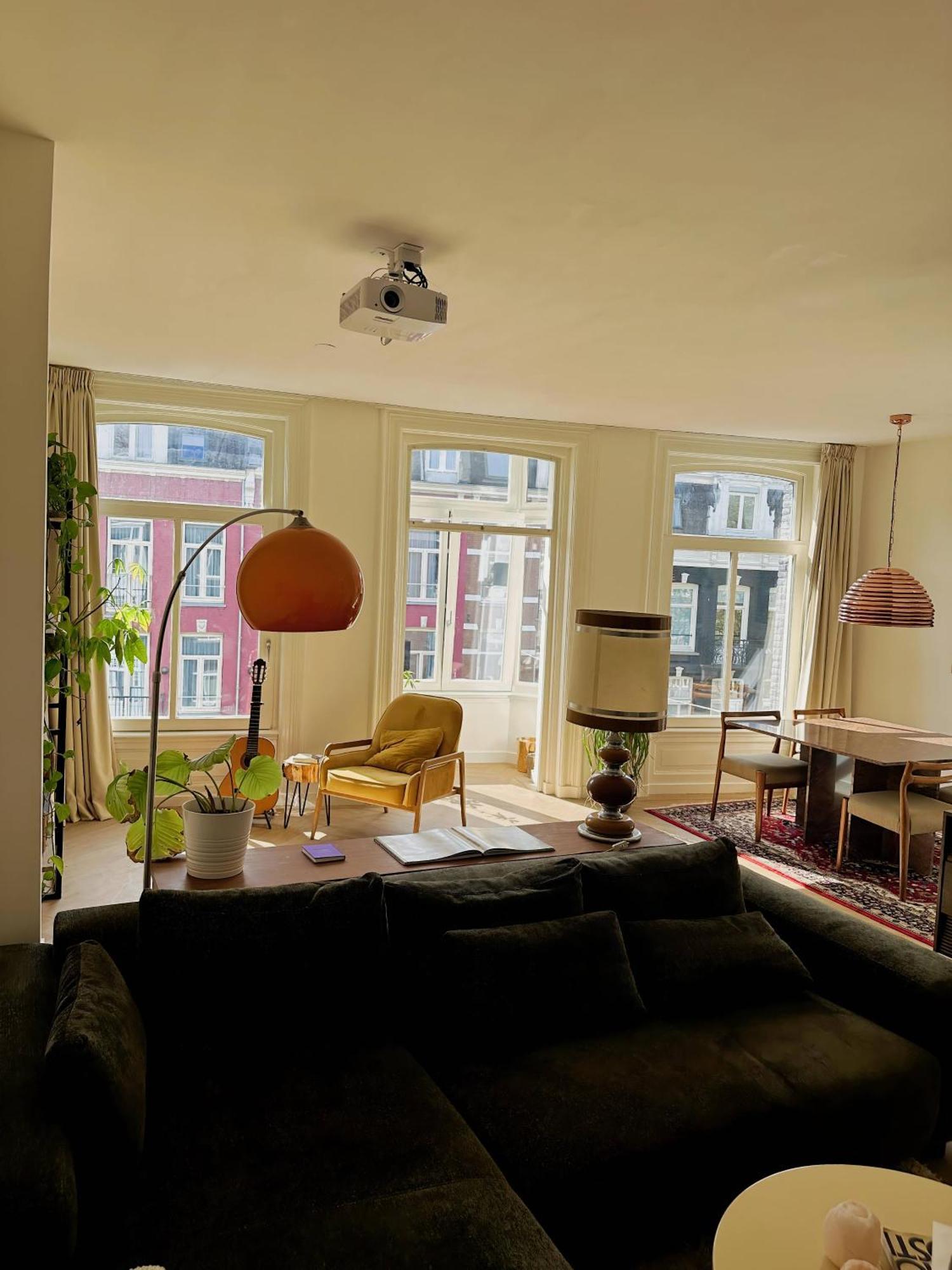 Beautiful In The Heart Of Amsterdam! Apartment *