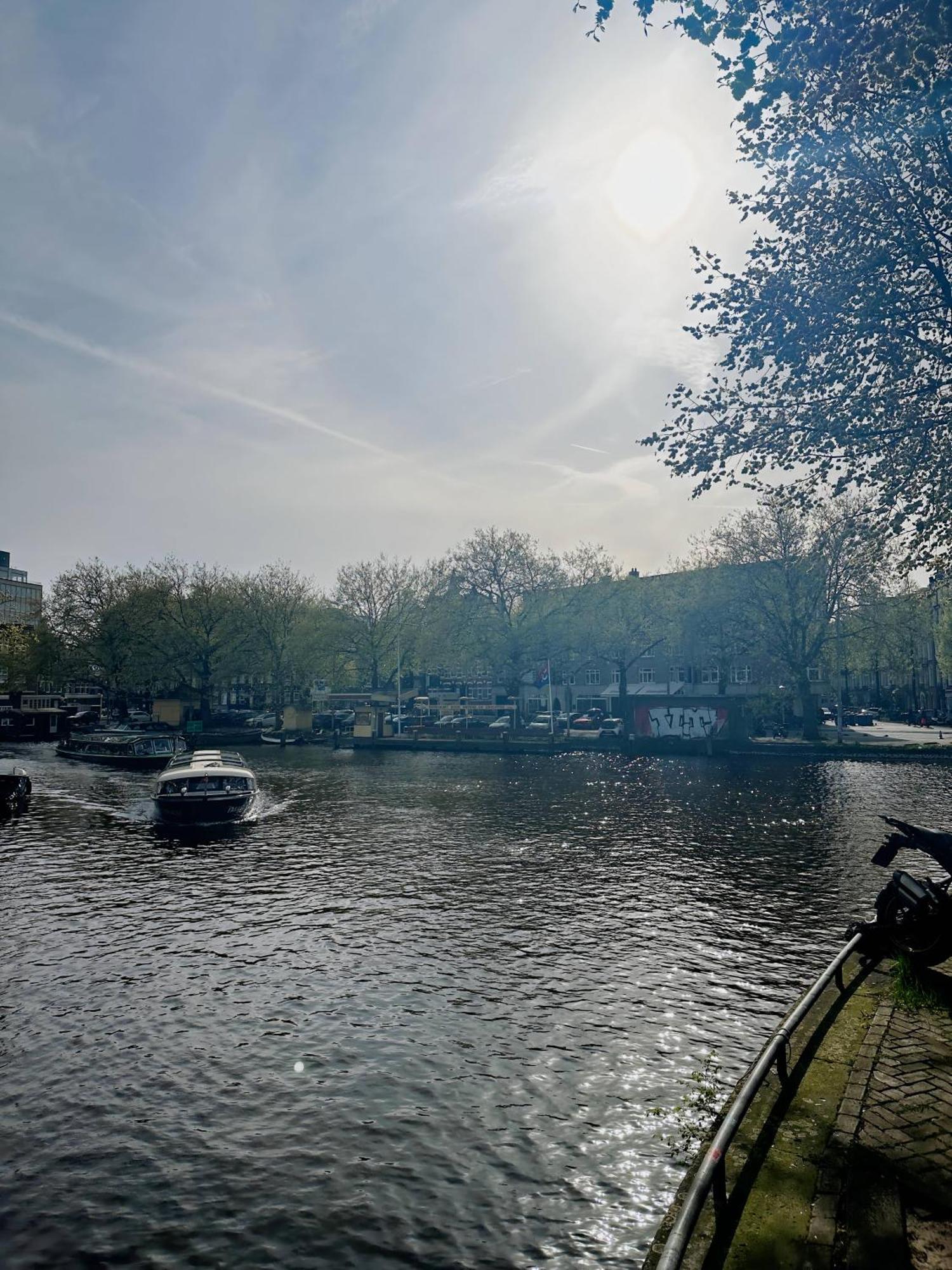 Beautiful In The Heart Of Amsterdam! Amsterdam