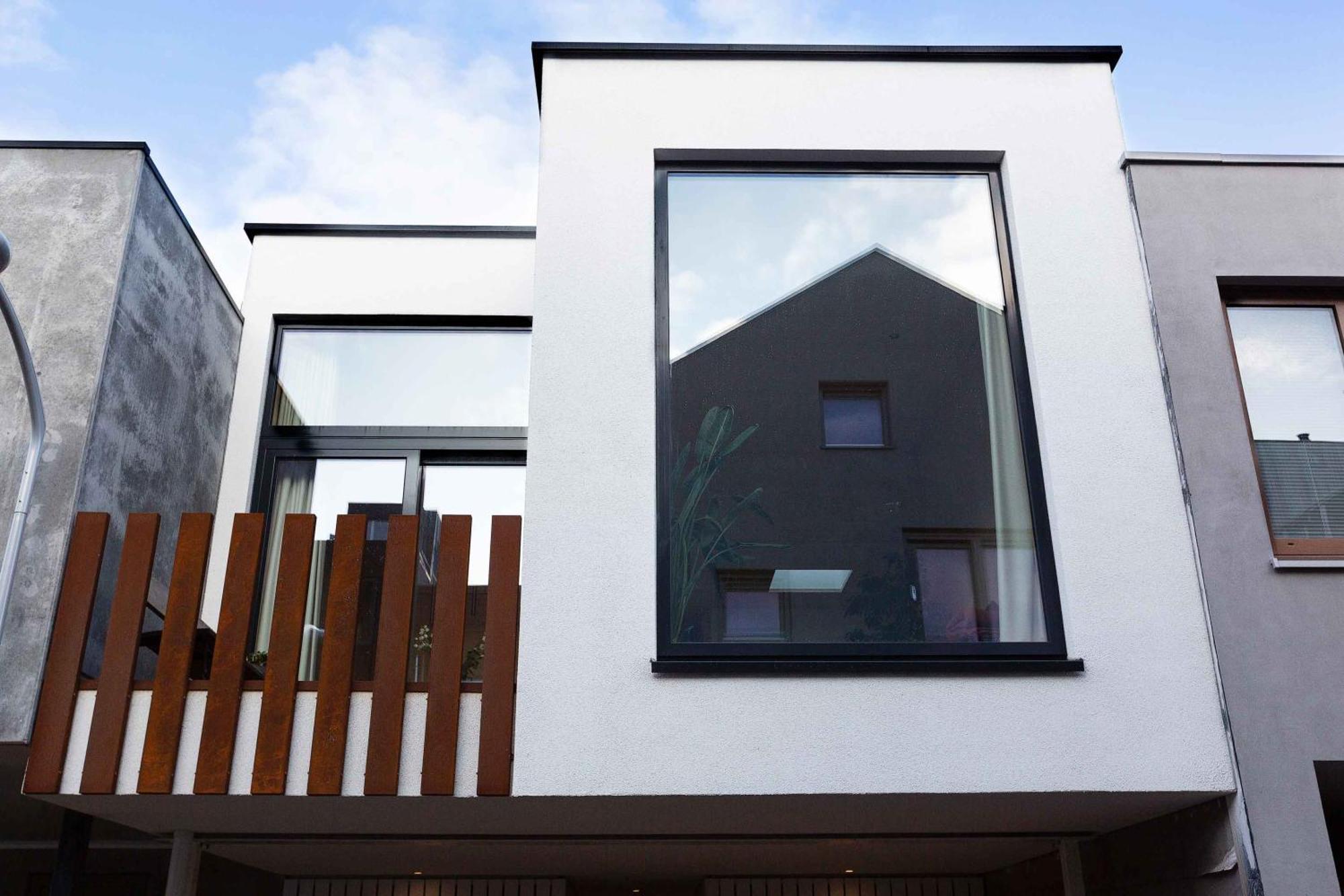 Wooden Wonders - A Unique Studio Experience In Amsterdam-noord *