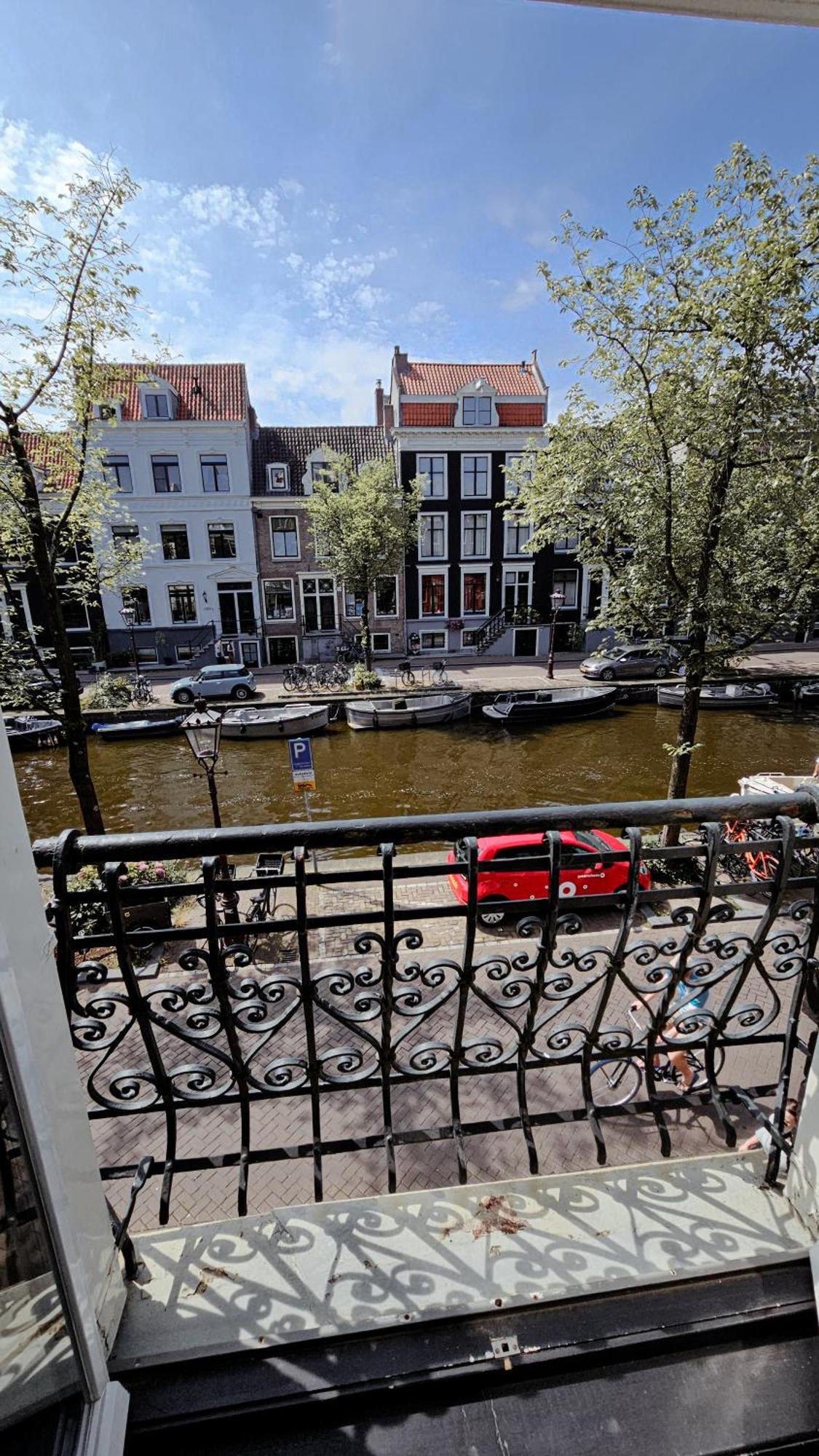 Bed & Breakfast The Black Beauty Private With Canal View From 1799