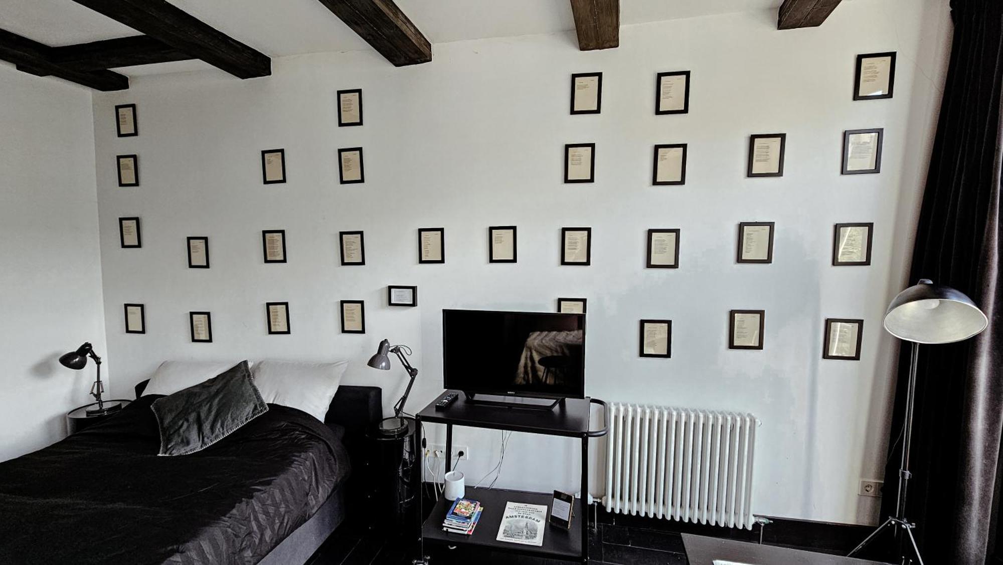 The Black Beauty Private With Canal View From 1799 Bed & Breakfast Amsterdam