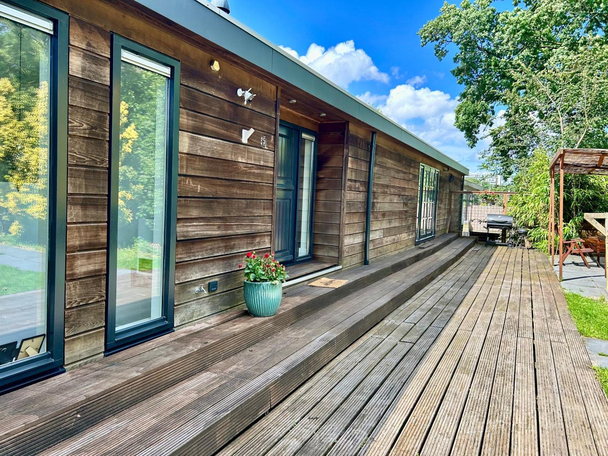De Luxe Huisboot Villa *