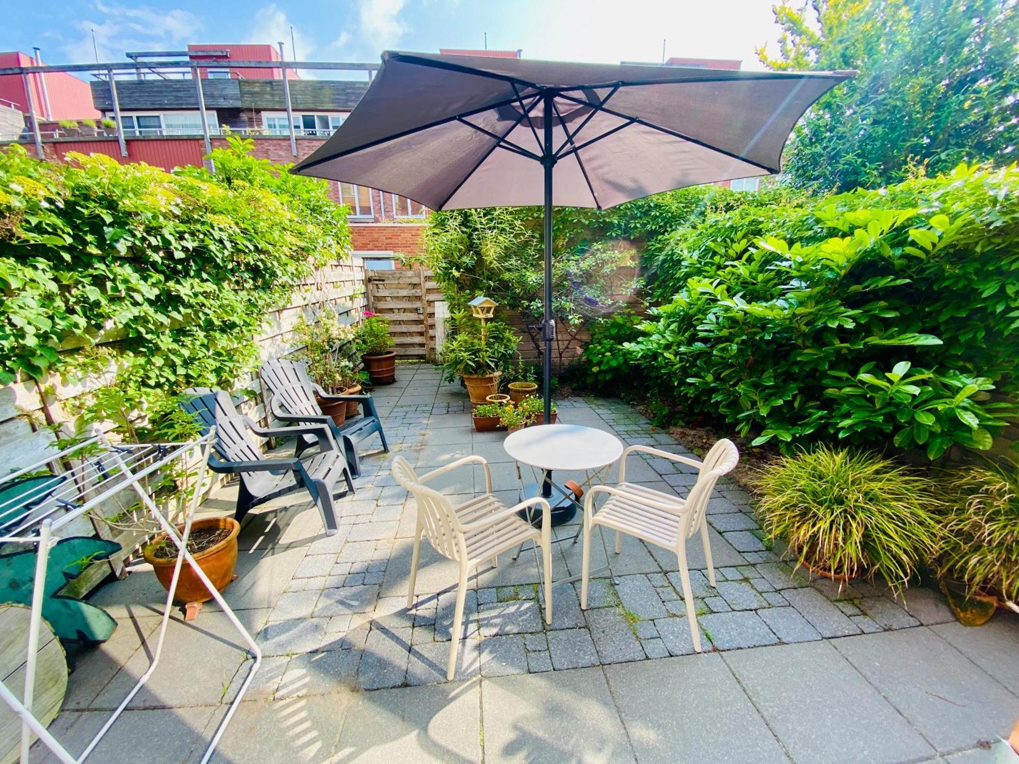 Private With Free Car Parking Bed & Breakfast 2*