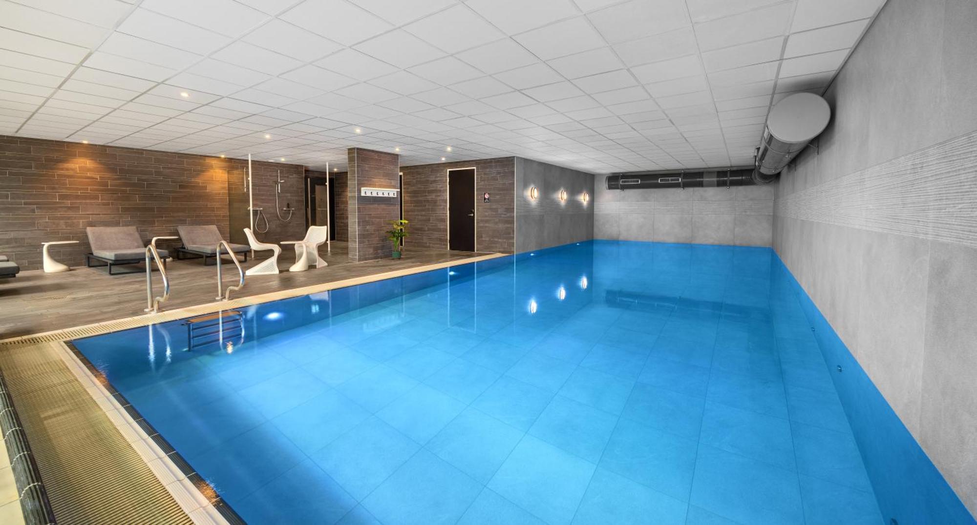 Westcord Fashion Hotel 4*